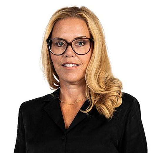 Lina-Maria Hall