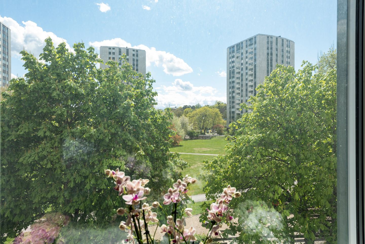 Bostadsrättslägenhet - TÄBY Stockholm