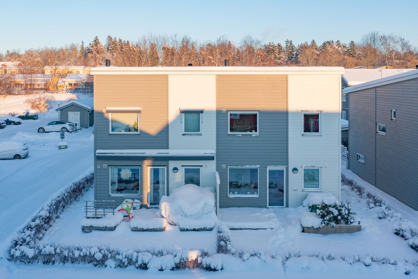 Bostadsrättsparhus - KNIVSTA Uppsala