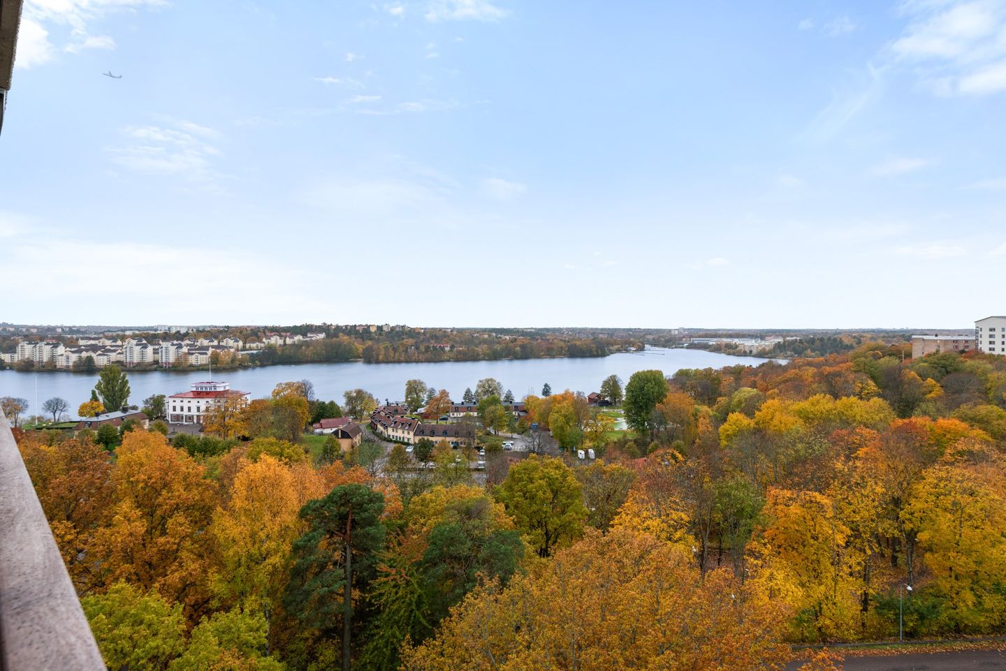 Bostadsrättslägenhet - SOLNA Stockholm