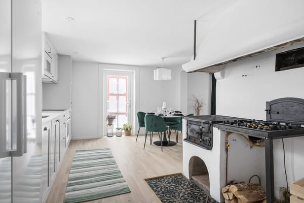 Bostadsrätt – SKÅ, Ekerö