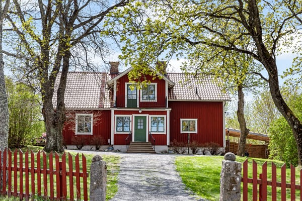 Gård – Märsta, Sigtuna