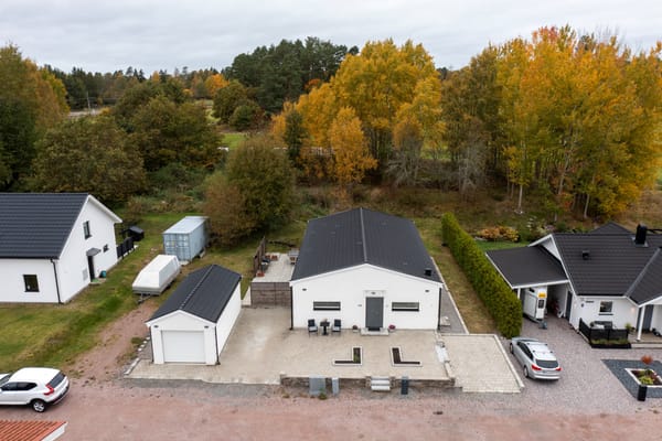 Villa – Strömsholm, Hallstahammar