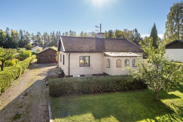 Villa – Sala, Sala