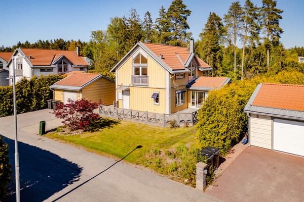 Villa – Bålsta, Håbo