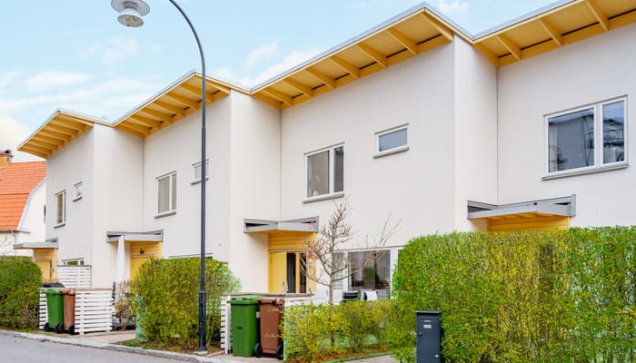 villa-till-salu-i-sollentuna-bergsbov-gen-19d-l-nsf-rs-kringar