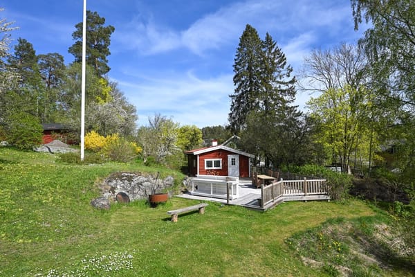 Breviksvägen 14B