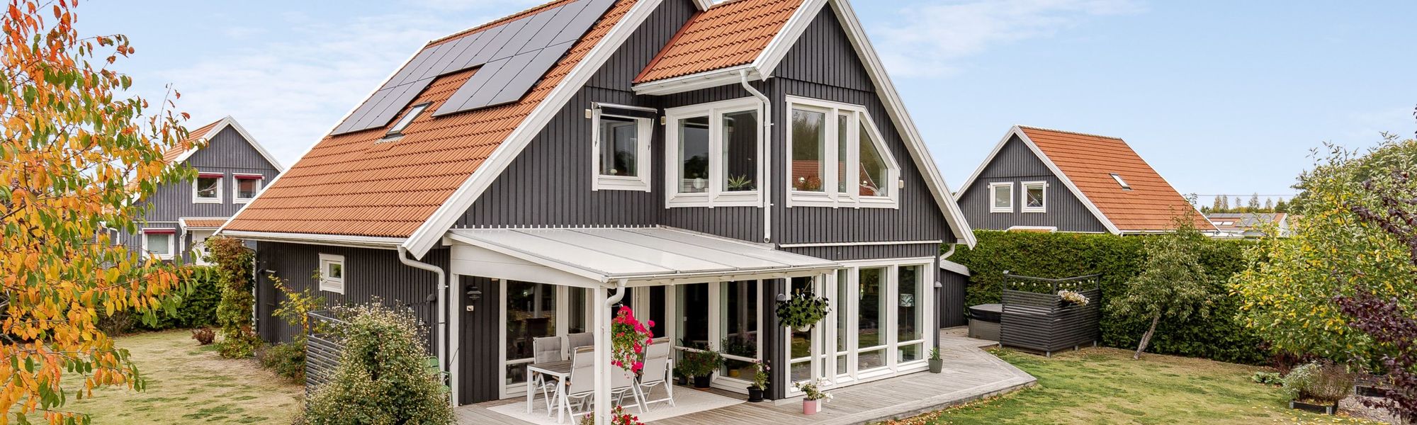 Uppvindsvägen 8
